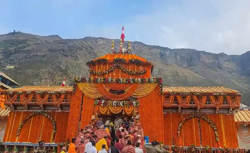 Badrinath Dham opens its doors for devotees